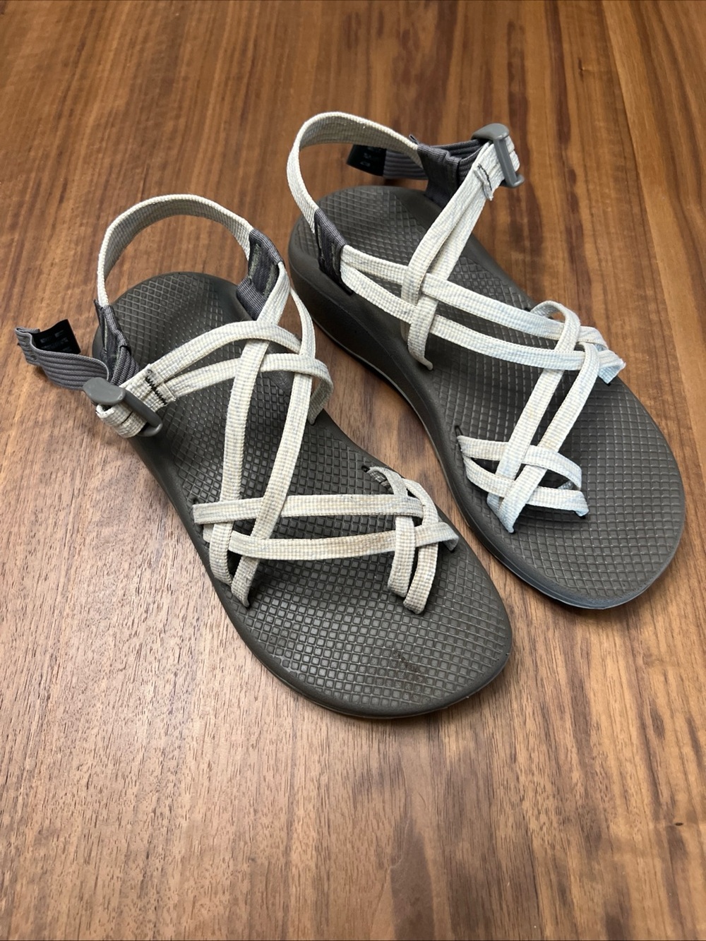 Chaco ZX/2 Cloud Dual Adjustable Straps Cushioned Sandal Women Serpent Cream